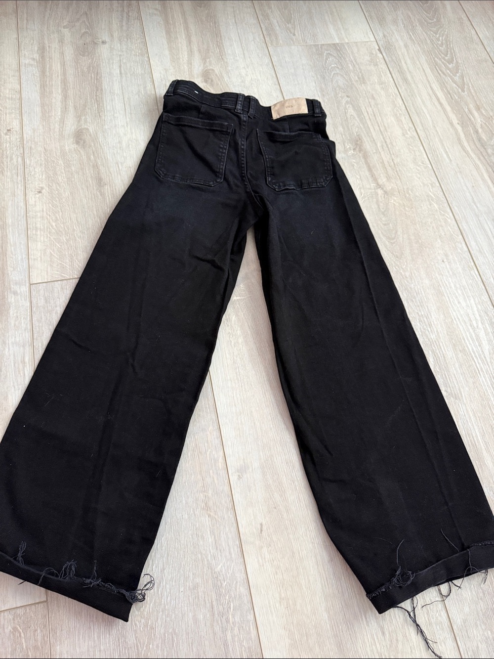 Girls JEANS BUNDLE Zara Gray, Zara Black, Amazon Light Blue, Art Class Cream - Picture 11 of 14